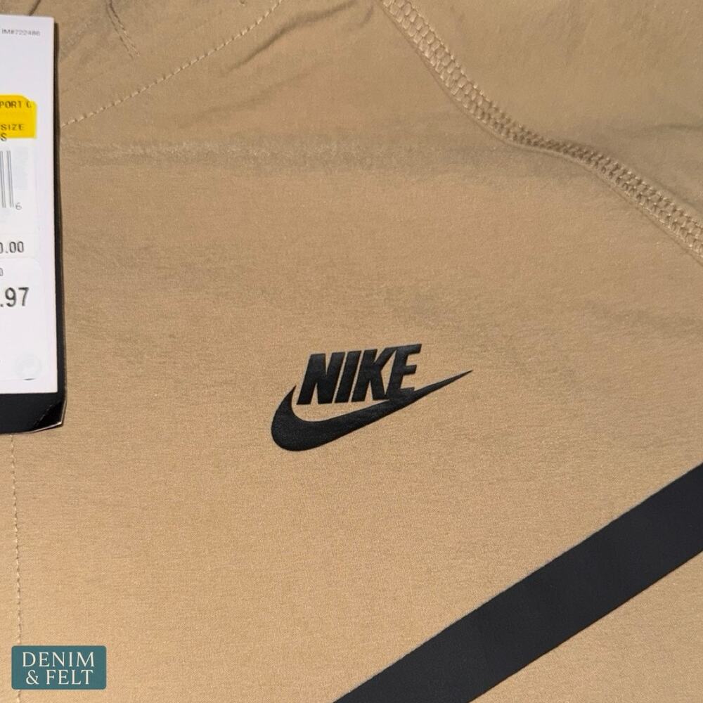 NEW Nike Tech Windrunner Jacket S Beige Woven Full Zip Hooded Streetwear - Picture 8 of 11